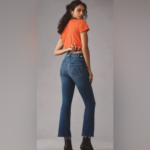 MOTHER Denim - MOTHER The Hustler Fray Jeans in Truth and Consequences Wash NWOT Size 28/6 CROP